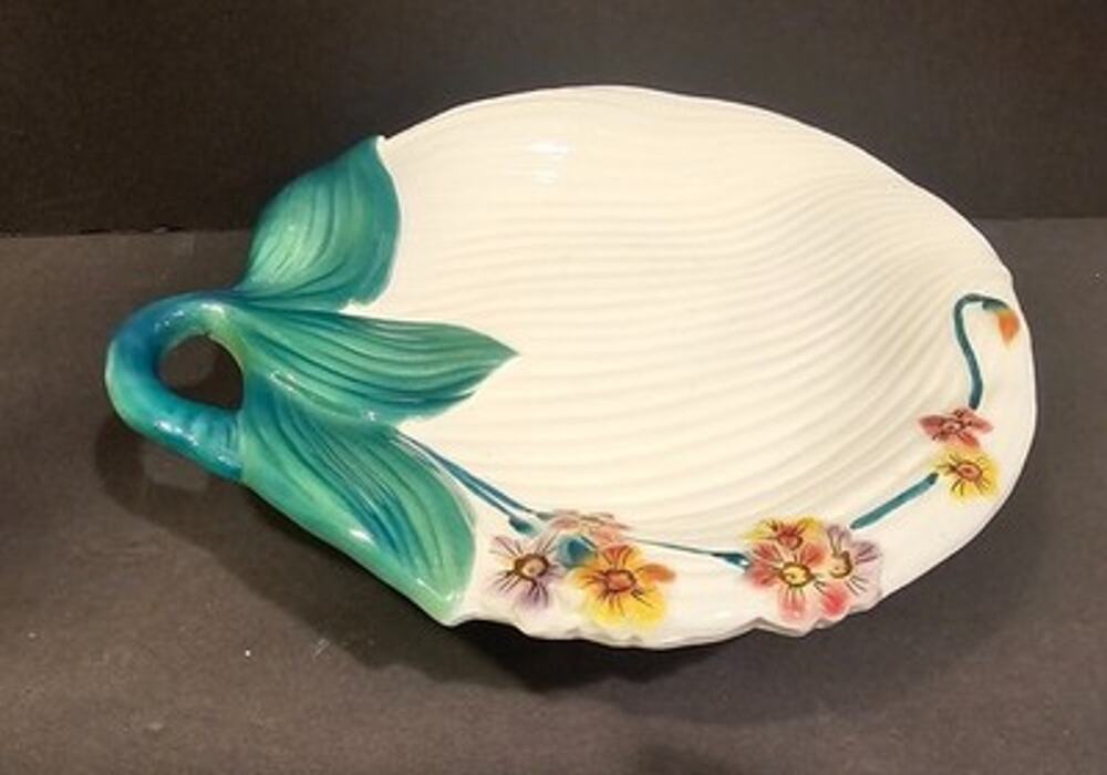 Vintage Italian Majolica Pedestal Dish Hand Painted Leaf Compote Bowl Italy